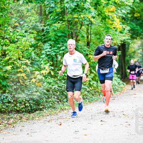 12.10.2025 - Bramfelder Halbmarathon 2025 Dr. Thomas Lammeyer http://msf.ph/oto/9341078 12.10.2025 09:50:39 Laufen 26559, 2 meine-sportfotos.de