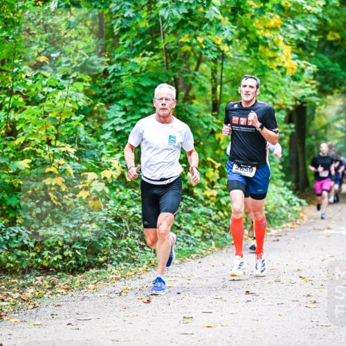 12.10.2025 - Bramfelder Halbmarathon 2025 Dr. Thomas Lammeyer http://msf.ph/oto/9341080 12.10.2025 09:50:39 Laufen 2659 meine-sportfotos.de