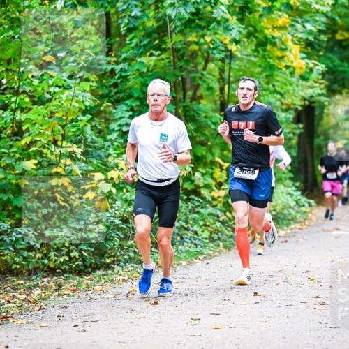 12.10.2025 - Bramfelder Halbmarathon 2025 Dr. Thomas Lammeyer http://msf.ph/oto/9341081 12.10.2025 09:50:39 Laufen 2659 meine-sportfotos.de