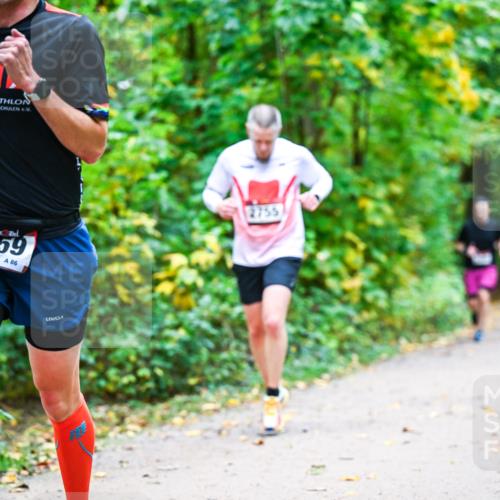 12.10.2025 - Bramfelder Halbmarathon 2025 Dr. Thomas Lammeyer http://msf.ph/oto/9341094 12.10.2025 09:50:41 Laufen 2659, 86 meine-sportfotos.de