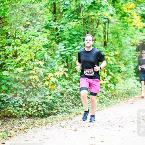 12.10.2025 - Bramfelder Halbmarathon 2025 Dr. Thomas Lammeyer http://msf.ph/oto/9341105 12.10.2025 09:50:45 Laufen 2480 meine-sportfotos.de