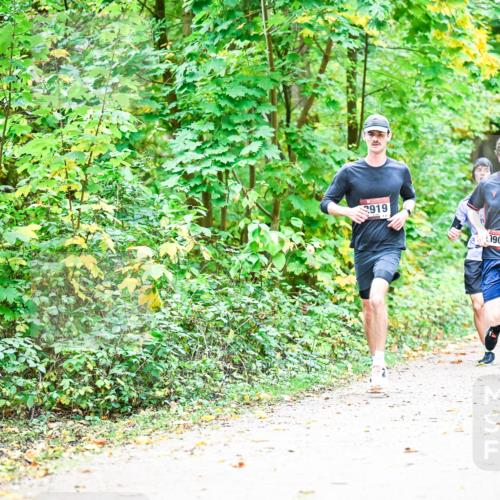 12.10.2025 - Bramfelder Halbmarathon 2025 Dr. Thomas Lammeyer http://msf.ph/oto/9341121 12.10.2025 09:50:48 Laufen 919, 090 meine-sportfotos.de