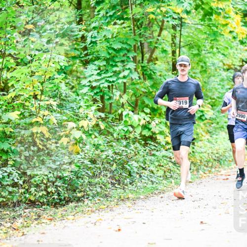 12.10.2025 - Bramfelder Halbmarathon 2025 Dr. Thomas Lammeyer http://msf.ph/oto/9341122 12.10.2025 09:50:48 Laufen 2990 meine-sportfotos.de