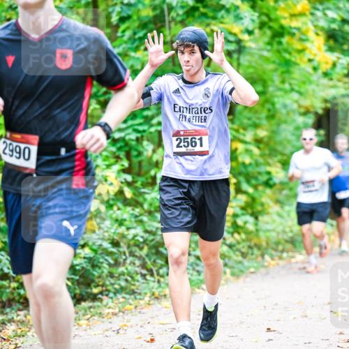 12.10.2025 - Bramfelder Halbmarathon 2025 Dr. Thomas Lammeyer http://msf.ph/oto/9341143 12.10.2025 09:50:51 Laufen 2990, 2561 meine-sportfotos.de