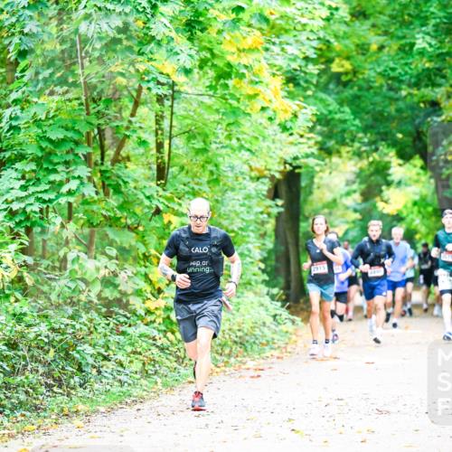 12.10.2025 - Bramfelder Halbmarathon 2025 Dr. Thomas Lammeyer http://msf.ph/oto/9341181 12.10.2025 09:51:02 Laufen 2915, 1575 meine-sportfotos.de