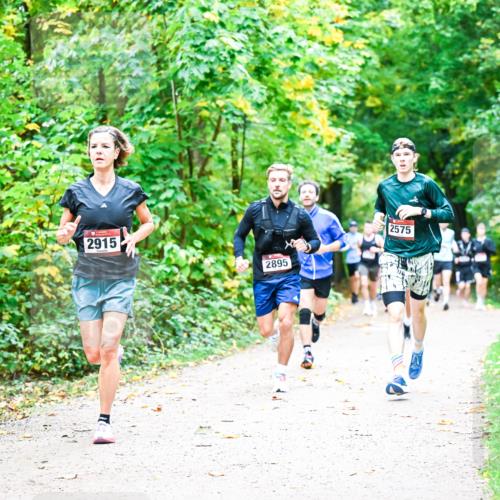 12.10.2025 - Bramfelder Halbmarathon 2025 Dr. Thomas Lammeyer http://msf.ph/oto/9341215 12.10.2025 09:51:07 Laufen 2915, 2895, 2575 meine-sportfotos.de