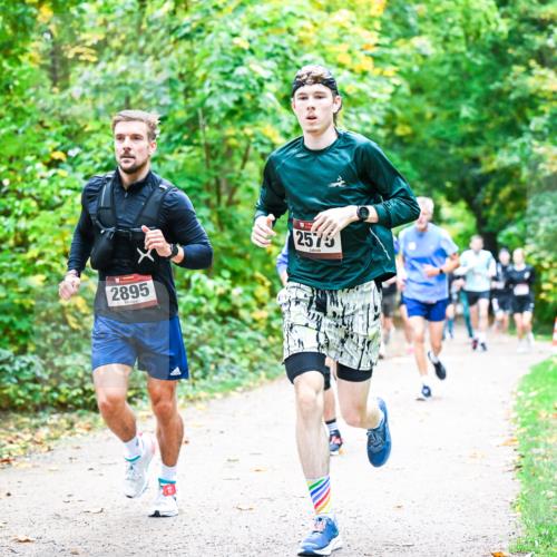 12.10.2025 - Bramfelder Halbmarathon 2025 Dr. Thomas Lammeyer http://msf.ph/oto/9341224 12.10.2025 09:51:09 Laufen 2895, 2575 meine-sportfotos.de