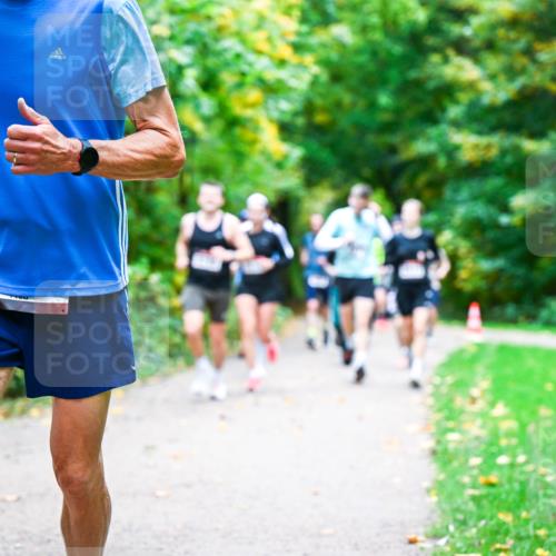 12.10.2025 - Bramfelder Halbmarathon 2025 Dr. Thomas Lammeyer http://msf.ph/oto/9341245 12.10.2025 09:51:12 Laufen  meine-sportfotos.de