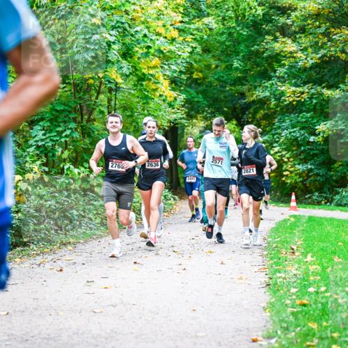 12.10.2025 - Bramfelder Halbmarathon 2025 Dr. Thomas Lammeyer http://msf.ph/oto/9341246 12.10.2025 09:51:13 Laufen 276, 2636, 2449, 30, 00, 2571, 2821 meine-sportfotos.de