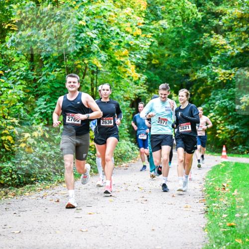 12.10.2025 - Bramfelder Halbmarathon 2025 Dr. Thomas Lammeyer http://msf.ph/oto/9341251 12.10.2025 09:51:13 Laufen 276, 2636, 2449, 2571, 2821, 37 meine-sportfotos.de