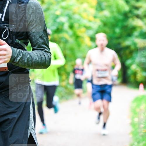 12.10.2025 - Bramfelder Halbmarathon 2025 Dr. Thomas Lammeyer http://msf.ph/oto/9341275 12.10.2025 09:51:17 Laufen 267 meine-sportfotos.de