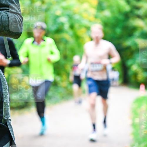 12.10.2025 - Bramfelder Halbmarathon 2025 Dr. Thomas Lammeyer http://msf.ph/oto/9341276 12.10.2025 09:51:17 Laufen  meine-sportfotos.de