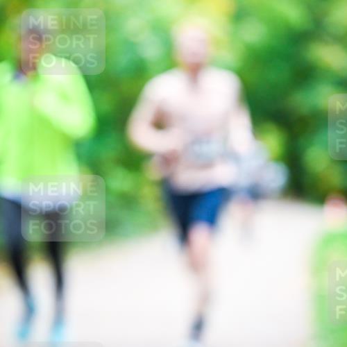12.10.2025 - Bramfelder Halbmarathon 2025 Dr. Thomas Lammeyer http://msf.ph/oto/9341279 12.10.2025 09:51:18 Laufen  meine-sportfotos.de