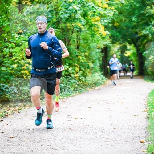 12.10.2025 - Bramfelder Halbmarathon 2025 Dr. Thomas Lammeyer http://msf.ph/oto/9341331 12.10.2025 09:51:30 Laufen 2823 meine-sportfotos.de