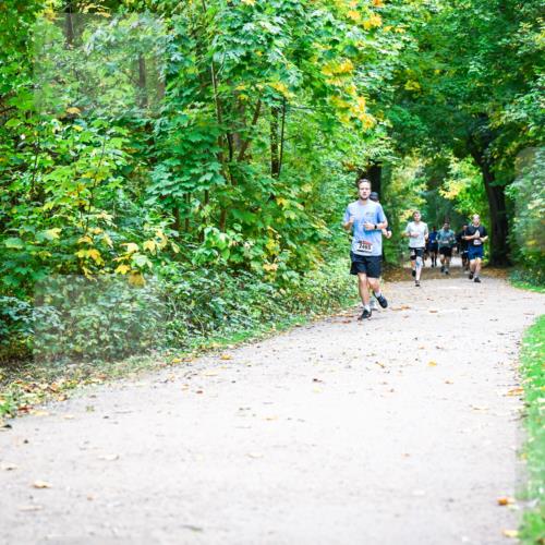 12.10.2025 - Bramfelder Halbmarathon 2025 Dr. Thomas Lammeyer http://msf.ph/oto/9341343 12.10.2025 09:51:32 Laufen 2465 meine-sportfotos.de