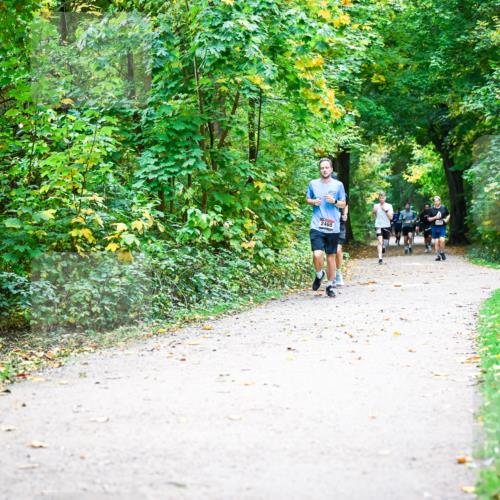 12.10.2025 - Bramfelder Halbmarathon 2025 Dr. Thomas Lammeyer http://msf.ph/oto/9341346 12.10.2025 09:51:32 Laufen 2465 meine-sportfotos.de