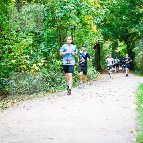 12.10.2025 - Bramfelder Halbmarathon 2025 Dr. Thomas Lammeyer http://msf.ph/oto/9341352 12.10.2025 09:51:34 Laufen 2465, 2948, 2704 meine-sportfotos.de