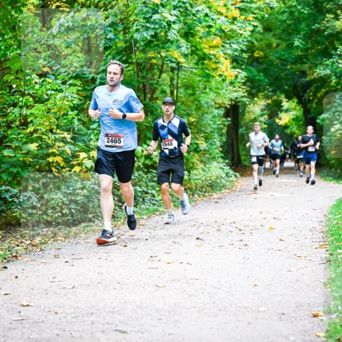 12.10.2025 - Bramfelder Halbmarathon 2025 Dr. Thomas Lammeyer http://msf.ph/oto/9341360 12.10.2025 09:51:35 Laufen 2465, 2948 meine-sportfotos.de