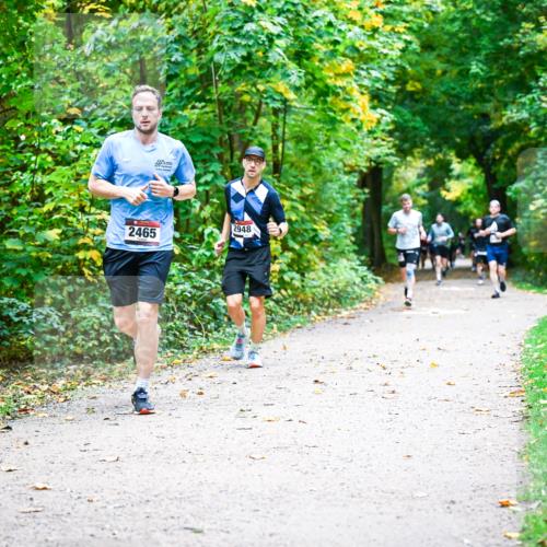 12.10.2025 - Bramfelder Halbmarathon 2025 Dr. Thomas Lammeyer http://msf.ph/oto/9341363 12.10.2025 09:51:36 Laufen 2465, 2948 meine-sportfotos.de
