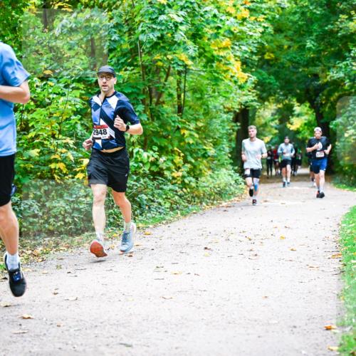 12.10.2025 - Bramfelder Halbmarathon 2025 Dr. Thomas Lammeyer http://msf.ph/oto/9341368 12.10.2025 09:51:37 Laufen 2465, 2948 meine-sportfotos.de