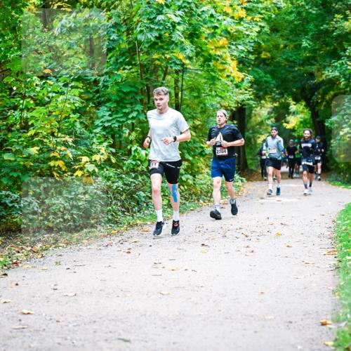 12.10.2025 - Bramfelder Halbmarathon 2025 Dr. Thomas Lammeyer http://msf.ph/oto/9341385 12.10.2025 09:51:40 Laufen 41, 2704, 2521 meine-sportfotos.de