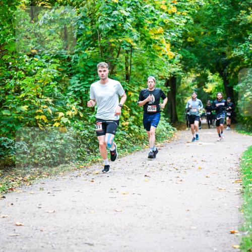 12.10.2025 - Bramfelder Halbmarathon 2025 Dr. Thomas Lammeyer http://msf.ph/oto/9341387 12.10.2025 09:51:40 Laufen 2704, 2521 meine-sportfotos.de