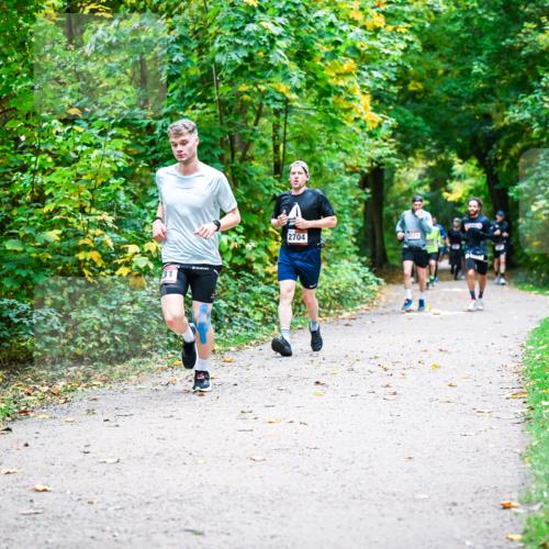 12.10.2025 - Bramfelder Halbmarathon 2025 Dr. Thomas Lammeyer http://msf.ph/oto/9341390 12.10.2025 09:51:40 Laufen 2704 meine-sportfotos.de