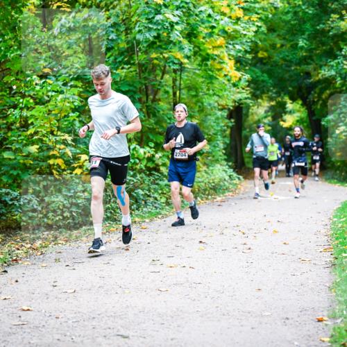 12.10.2025 - Bramfelder Halbmarathon 2025 Dr. Thomas Lammeyer http://msf.ph/oto/9341391 12.10.2025 09:51:40 Laufen 2704 meine-sportfotos.de