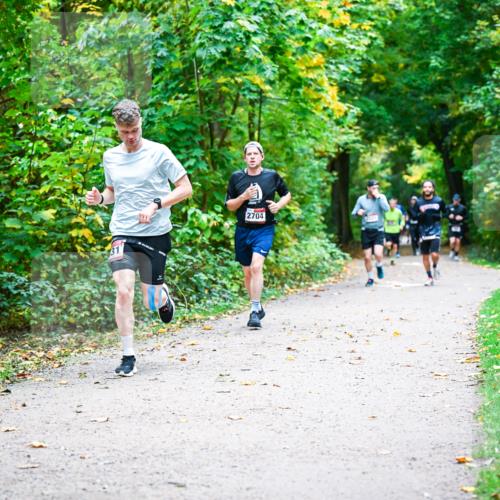 12.10.2025 - Bramfelder Halbmarathon 2025 Dr. Thomas Lammeyer http://msf.ph/oto/9341392 12.10.2025 09:51:41 Laufen 2704 meine-sportfotos.de