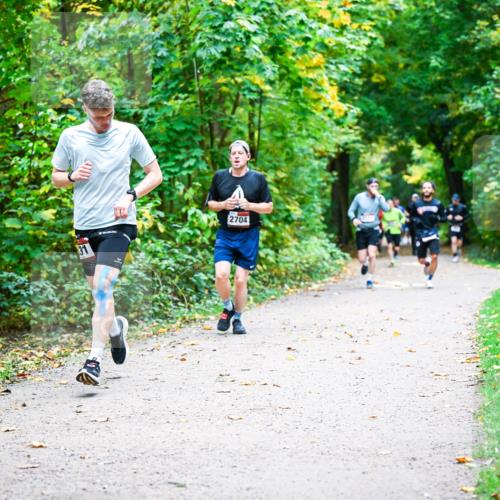 12.10.2025 - Bramfelder Halbmarathon 2025 Dr. Thomas Lammeyer http://msf.ph/oto/9341394 12.10.2025 09:51:41 Laufen 2704, 31 meine-sportfotos.de