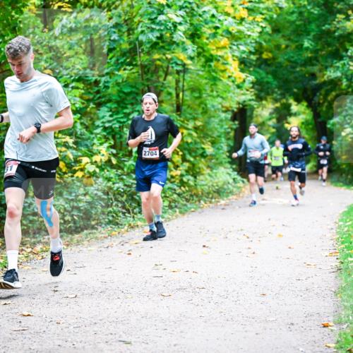 12.10.2025 - Bramfelder Halbmarathon 2025 Dr. Thomas Lammeyer http://msf.ph/oto/9341395 12.10.2025 09:51:41 Laufen 37, 2704 meine-sportfotos.de