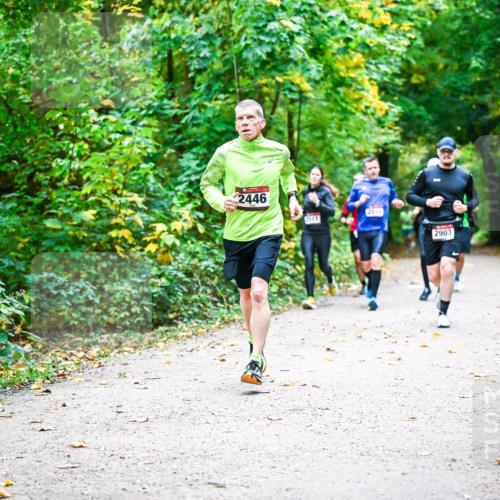 12.10.2025 - Bramfelder Halbmarathon 2025 Dr. Thomas Lammeyer http://msf.ph/oto/9341438 12.10.2025 09:51:49 Laufen 2446, 2511, 2512, 2903 meine-sportfotos.de