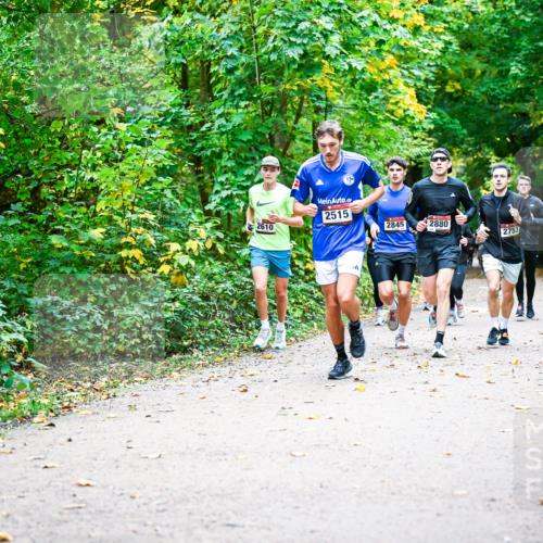 12.10.2025 - Bramfelder Halbmarathon 2025 Dr. Thomas Lammeyer http://msf.ph/oto/9341492 12.10.2025 09:52:01 Laufen 2515, 2610, 2845, 2880, 2753 meine-sportfotos.de