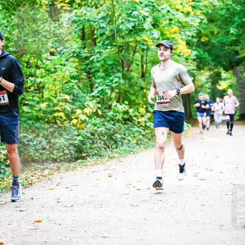 12.10.2025 - Bramfelder Halbmarathon 2025 Dr. Thomas Lammeyer http://msf.ph/oto/9341519 12.10.2025 09:52:07 Laufen 2661, 4114, 294 meine-sportfotos.de