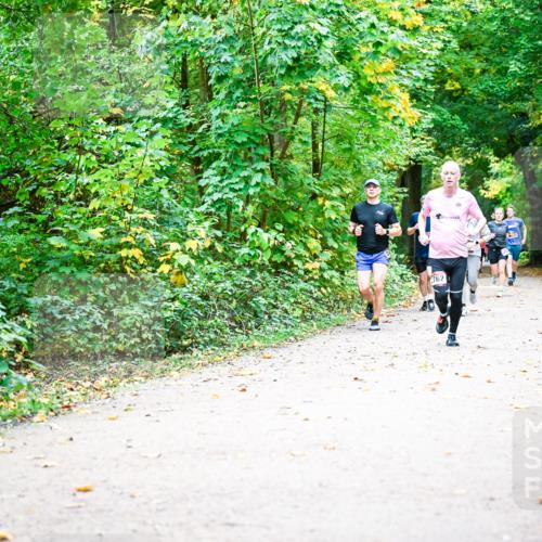 12.10.2025 - Bramfelder Halbmarathon 2025 Dr. Thomas Lammeyer http://msf.ph/oto/9341536 12.10.2025 09:52:11 Laufen 762 meine-sportfotos.de