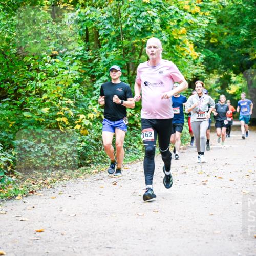 12.10.2025 - Bramfelder Halbmarathon 2025 Dr. Thomas Lammeyer http://msf.ph/oto/9341550 12.10.2025 09:52:13 Laufen 762, 957, 2487 meine-sportfotos.de