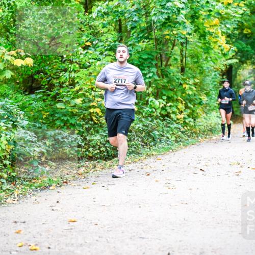 12.10.2025 - Bramfelder Halbmarathon 2025 Dr. Thomas Lammeyer http://msf.ph/oto/9341659 12.10.2025 09:52:31 Laufen 2717, 2438, 2897 meine-sportfotos.de