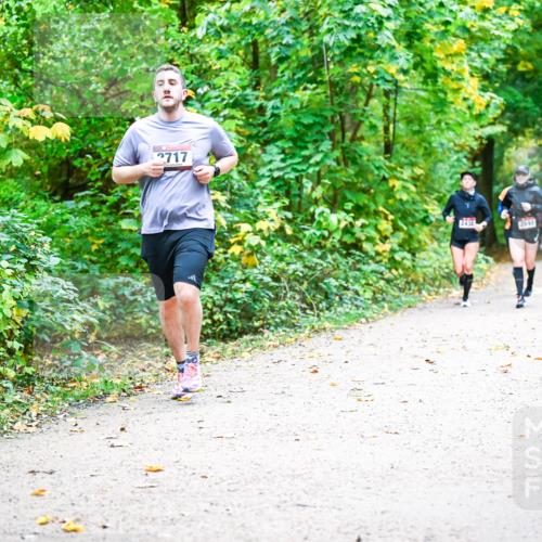 12.10.2025 - Bramfelder Halbmarathon 2025 Dr. Thomas Lammeyer http://msf.ph/oto/9341663 12.10.2025 09:52:32 Laufen 2717, 2432, 2897 meine-sportfotos.de