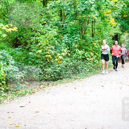 12.10.2025 - Bramfelder Halbmarathon 2025 Dr. Thomas Lammeyer http://msf.ph/oto/9341689 12.10.2025 09:52:43 Laufen 2970, 2459 meine-sportfotos.de
