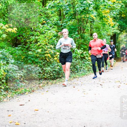 12.10.2025 - Bramfelder Halbmarathon 2025 Dr. Thomas Lammeyer http://msf.ph/oto/9341706 12.10.2025 09:52:46 Laufen 2970, 2541 meine-sportfotos.de