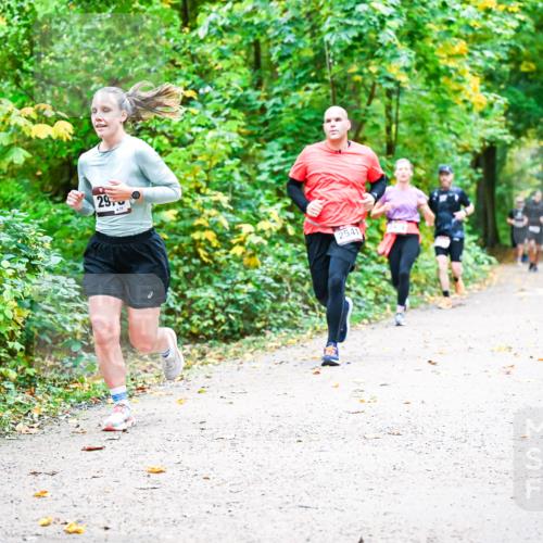 12.10.2025 - Bramfelder Halbmarathon 2025 Dr. Thomas Lammeyer http://msf.ph/oto/9341713 12.10.2025 09:52:47 Laufen 29, 2541 meine-sportfotos.de