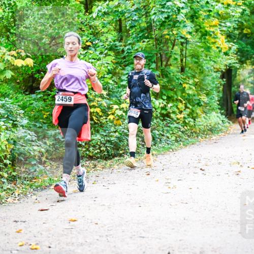 12.10.2025 - Bramfelder Halbmarathon 2025 Dr. Thomas Lammeyer http://msf.ph/oto/9341730 12.10.2025 09:52:50 Laufen 2459, 2556 meine-sportfotos.de