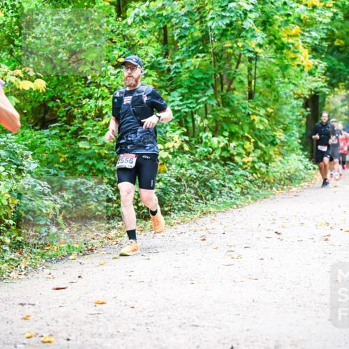 12.10.2025 - Bramfelder Halbmarathon 2025 Dr. Thomas Lammeyer http://msf.ph/oto/9341735 12.10.2025 09:52:50 Laufen 2459, 2556 meine-sportfotos.de