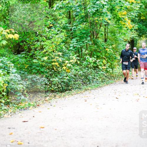 12.10.2025 - Bramfelder Halbmarathon 2025 Dr. Thomas Lammeyer http://msf.ph/oto/9341748 12.10.2025 09:52:52 Laufen 2910, 260 meine-sportfotos.de
