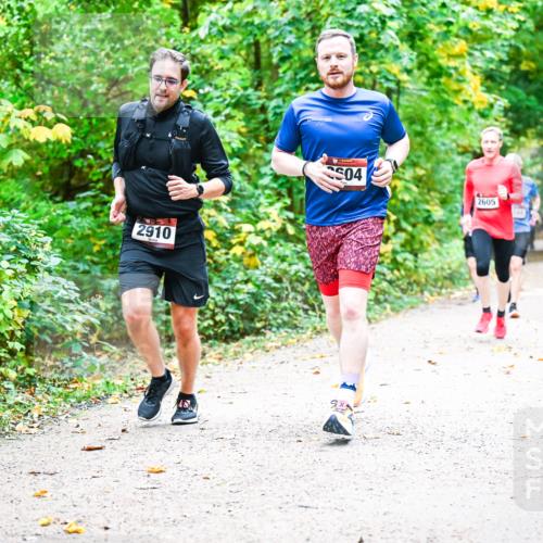 12.10.2025 - Bramfelder Halbmarathon 2025 Dr. Thomas Lammeyer http://msf.ph/oto/9341768 12.10.2025 09:52:56 Laufen 2910, 04, 2605 meine-sportfotos.de