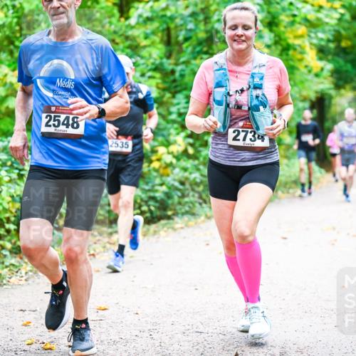 12.10.2025 - Bramfelder Halbmarathon 2025 Dr. Thomas Lammeyer http://msf.ph/oto/9341793 12.10.2025 09:53:01 Laufen 2548, 2535, 273 meine-sportfotos.de