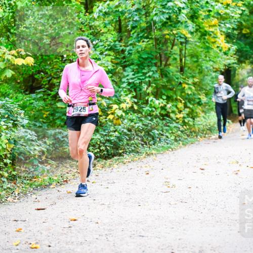 12.10.2025 - Bramfelder Halbmarathon 2025 Dr. Thomas Lammeyer http://msf.ph/oto/9341842 12.10.2025 09:53:09 Laufen 2925 meine-sportfotos.de
