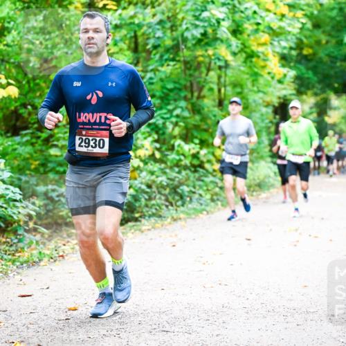 12.10.2025 - Bramfelder Halbmarathon 2025 Dr. Thomas Lammeyer http://msf.ph/oto/9341904 12.10.2025 09:53:21 Laufen 2930 meine-sportfotos.de