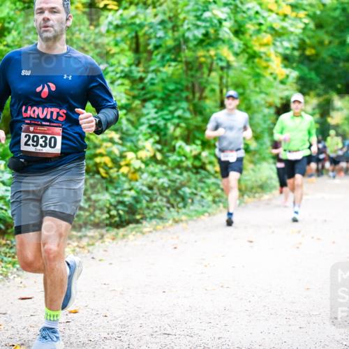 12.10.2025 - Bramfelder Halbmarathon 2025 Dr. Thomas Lammeyer http://msf.ph/oto/9341906 12.10.2025 09:53:21 Laufen 2930 meine-sportfotos.de