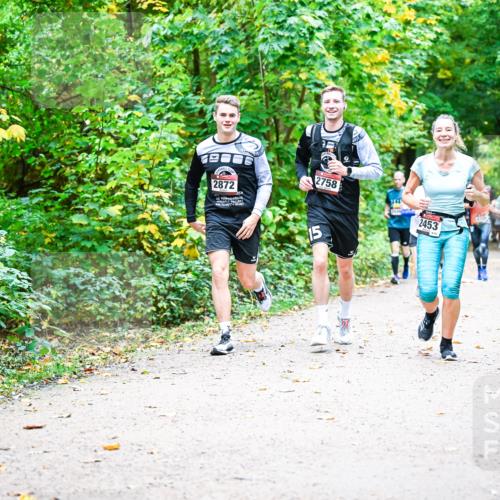 12.10.2025 - Bramfelder Halbmarathon 2025 Dr. Thomas Lammeyer http://msf.ph/oto/9342043 12.10.2025 09:53:51 Laufen 2872, 2758, 15, 2453 meine-sportfotos.de